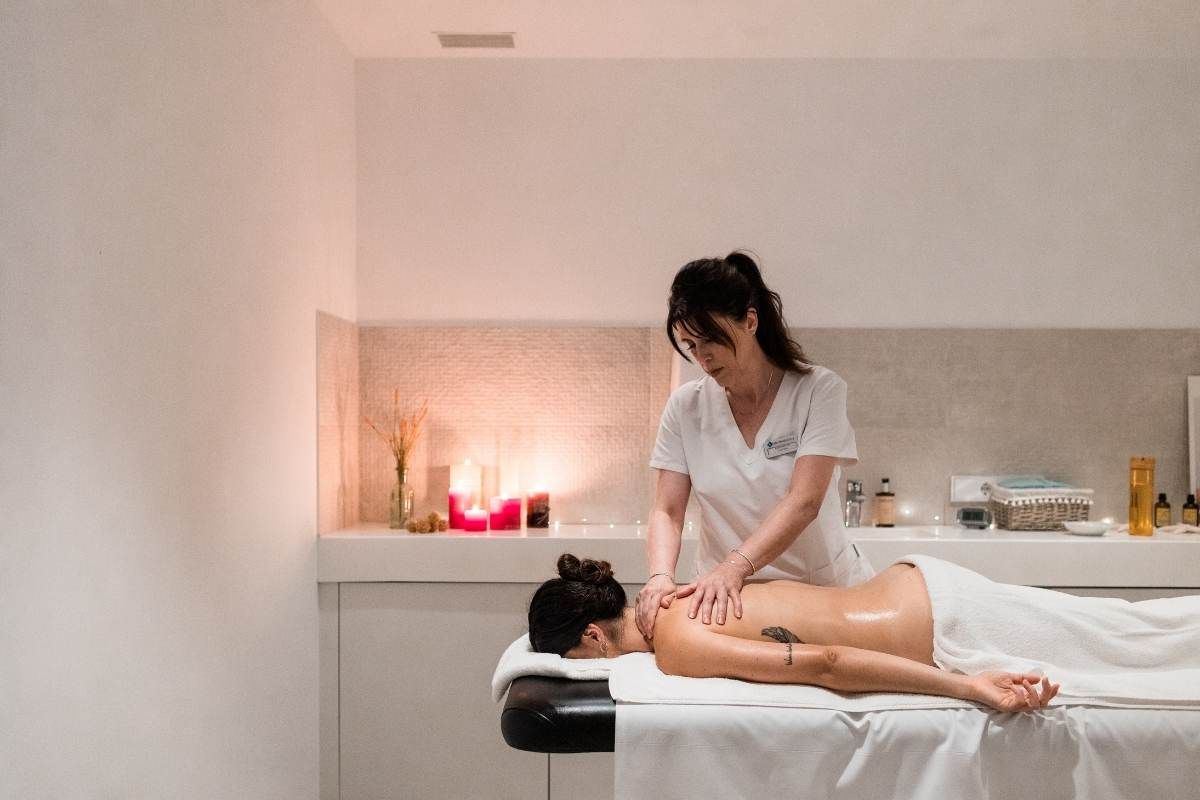 san-valentin-menorca-masaje