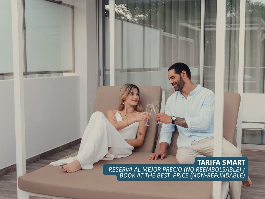 niñas jugaando en la playa de son xoriguer tarifa óptima flexible 